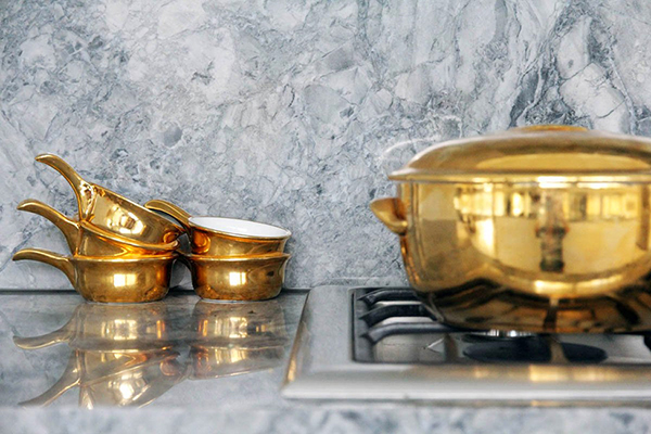 above-Backsplash-gold-plain-brass-pot-kitchen-gray-abstract-marble-stone-Backsplash-above-Backsplash-silver-plain-iron-gas-stove