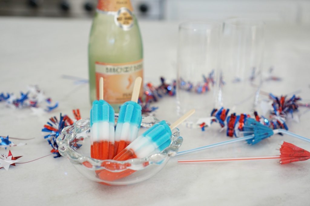 Firecracker-Popsicles-TheOPLife-July-4th-Cocktails-2-1024x683.jpg
