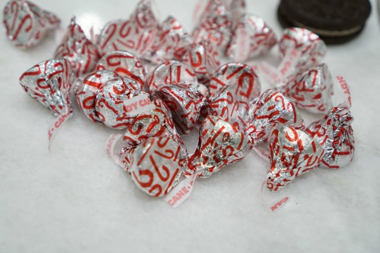 Eat This: Chocolate Peppermint Truffles - The OP Life
