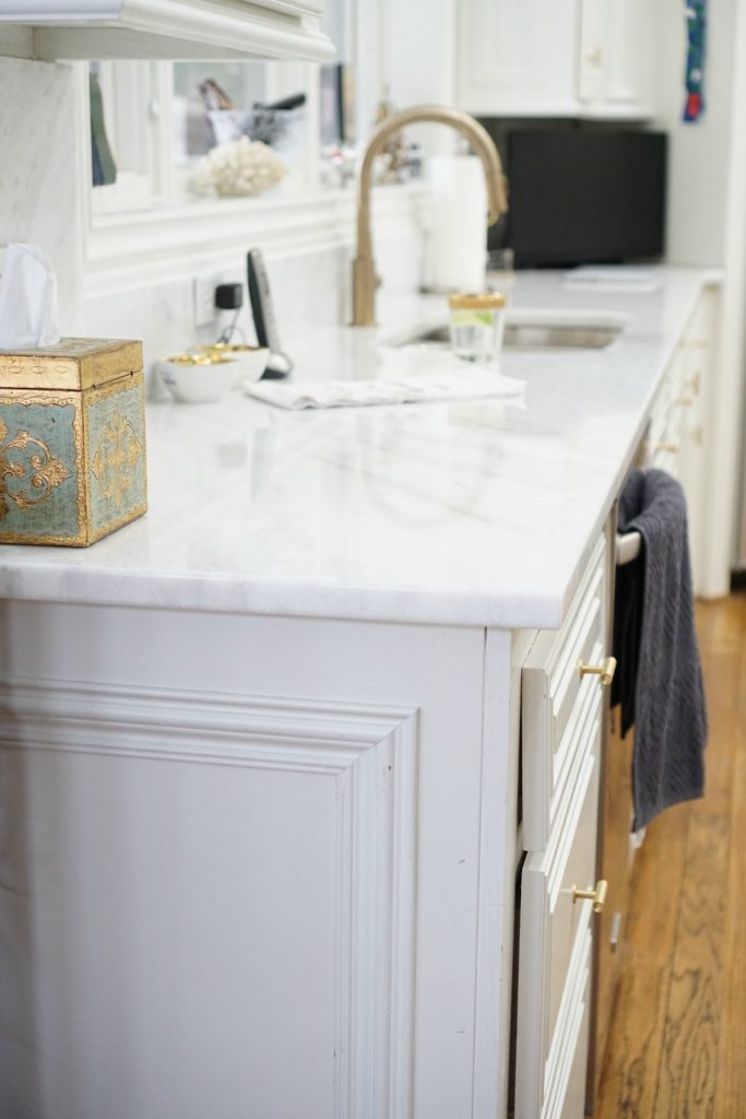 kitchen-makeover-white-marble-theoplife-6